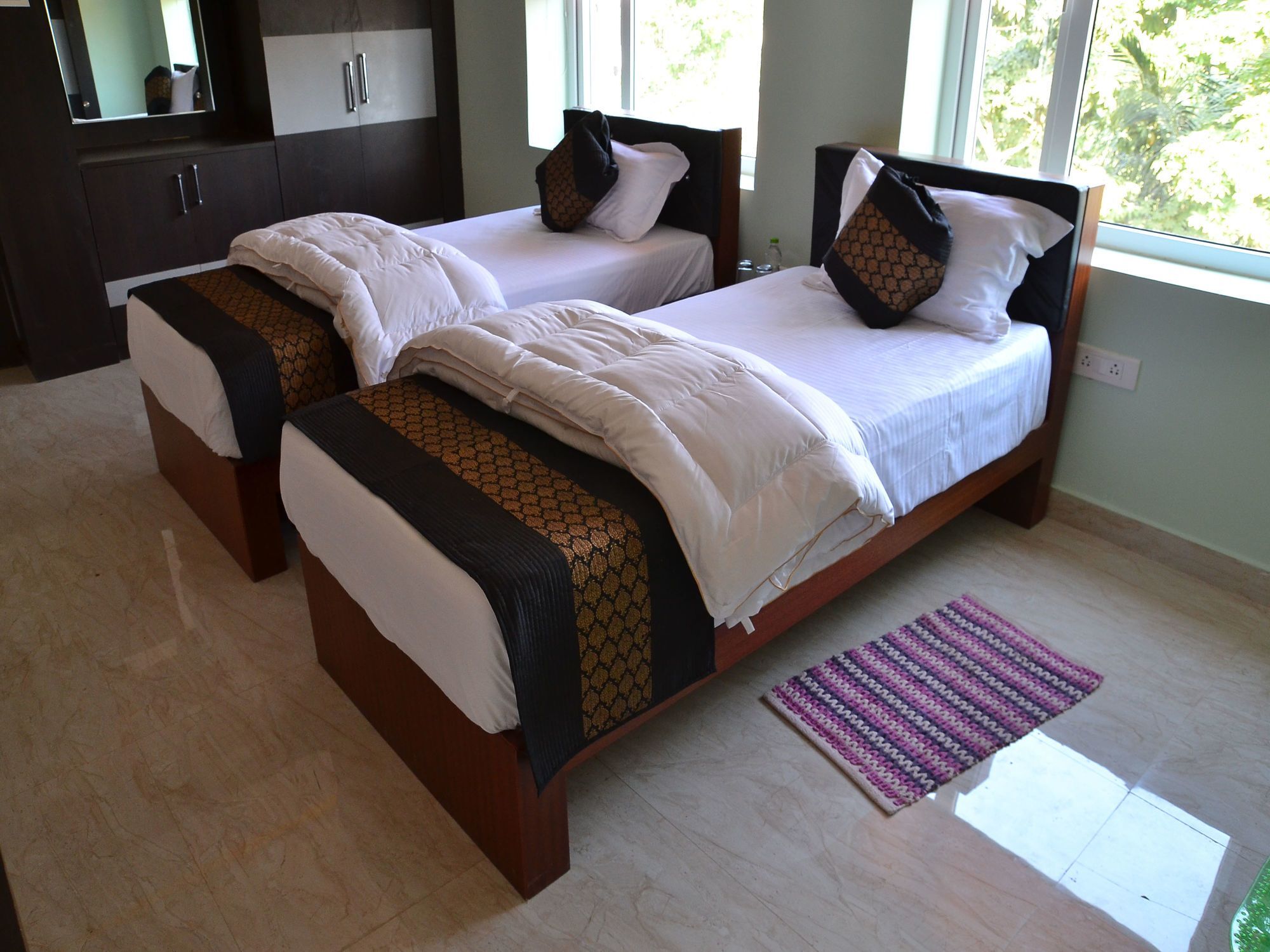 Oyo 2770 Hotel 7Saat Bhubaneswar Exterior photo